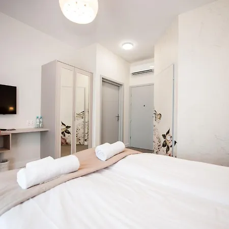 Boutique 3*